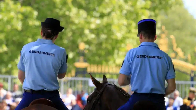 Gendarme-4.webp